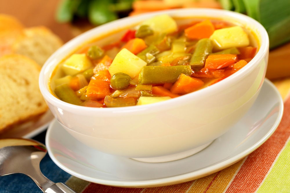 הכי מתאים ליום חורף קר: מרק ירקות עשיר