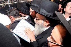 גלריה: אלפים בהילולת רחל אמנו