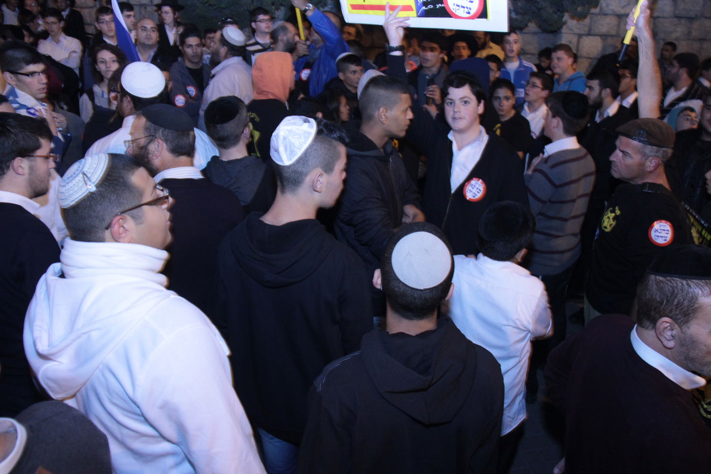 עשרות הפגינו בבירה בעקבות פיגוע הדריסה: "כהנא צדק"