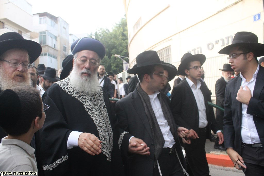 תיעוד: מלווים את הגאון הרב שלמה שלוש למנוחות עולמים