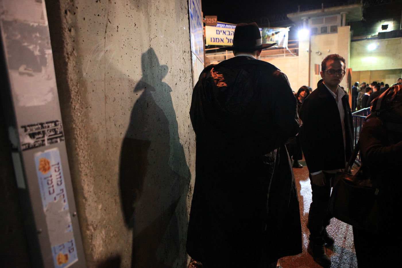 הרב יוסף שווינגר בראיון: "ארגונים מספרים שהם 'בעלי הבית' בקבר רחל, אבל לא הכניסו לכאן שקל"