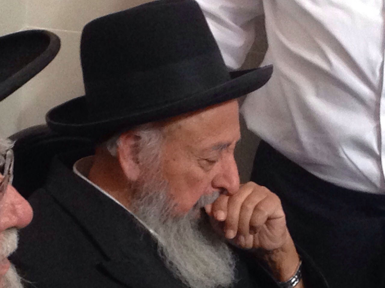 האב ספד לבנו בבכי: מודים לה' על 17 שנה שהיית עמנו