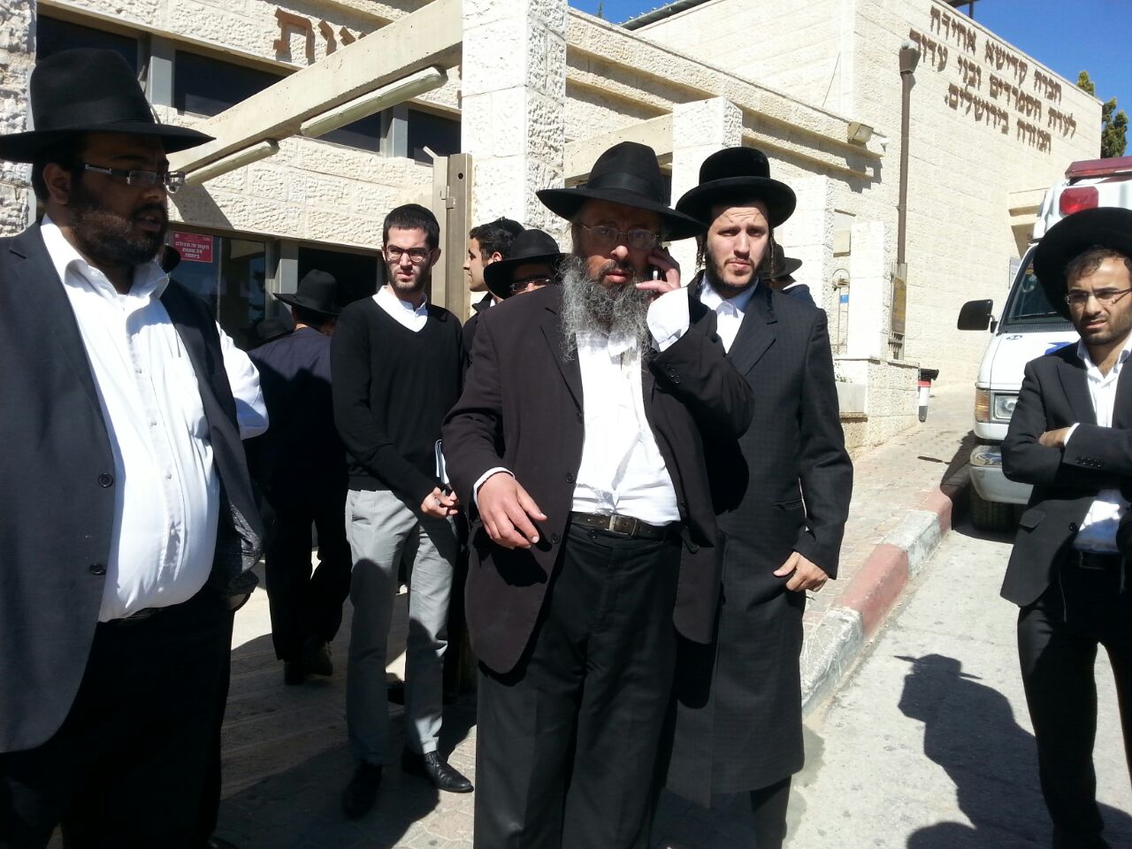 האב ספד לבנו בבכי: מודים לה' על 17 שנה שהיית עמנו