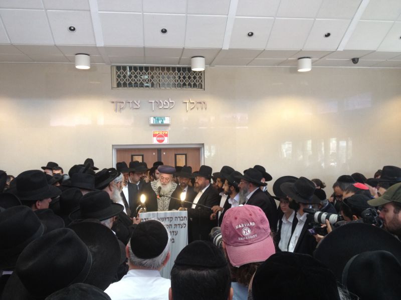 האב ספד לבנו בבכי: מודים לה' על 17 שנה שהיית עמנו