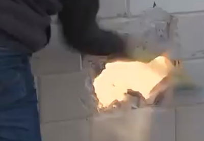 הפלת חומת ברלין, הגרסה הפלסטינית • צפו בוידאו