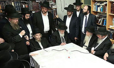 זה לצד זה: כך נועדו גדולי ישראל באסיפת ועד הישיבות