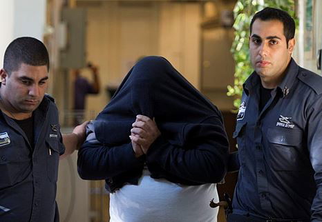 החשוד ברצח בבית המשפט