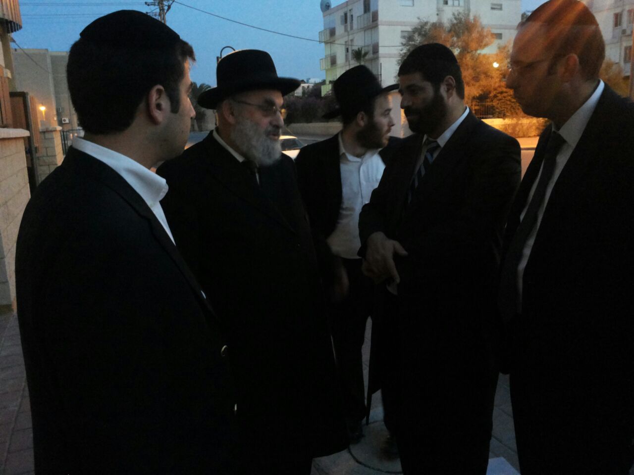 יו"ר דגל התורה בירוחם ל"כיכר השבת": "מערכה על קיום היהדות"