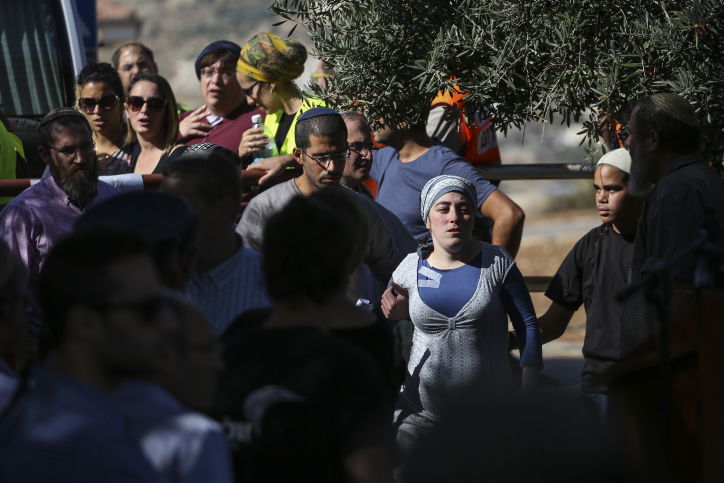 המונים ליוו את דליה למקוס הי"ד בדרכה האחרונה