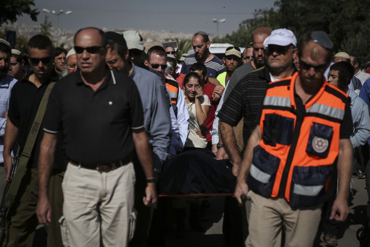 המונים ליוו את דליה למקוס הי"ד בדרכה האחרונה