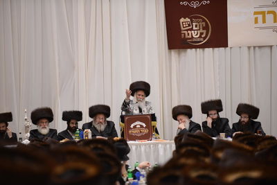 תיעוד: מלווה מלכה בבאבוב