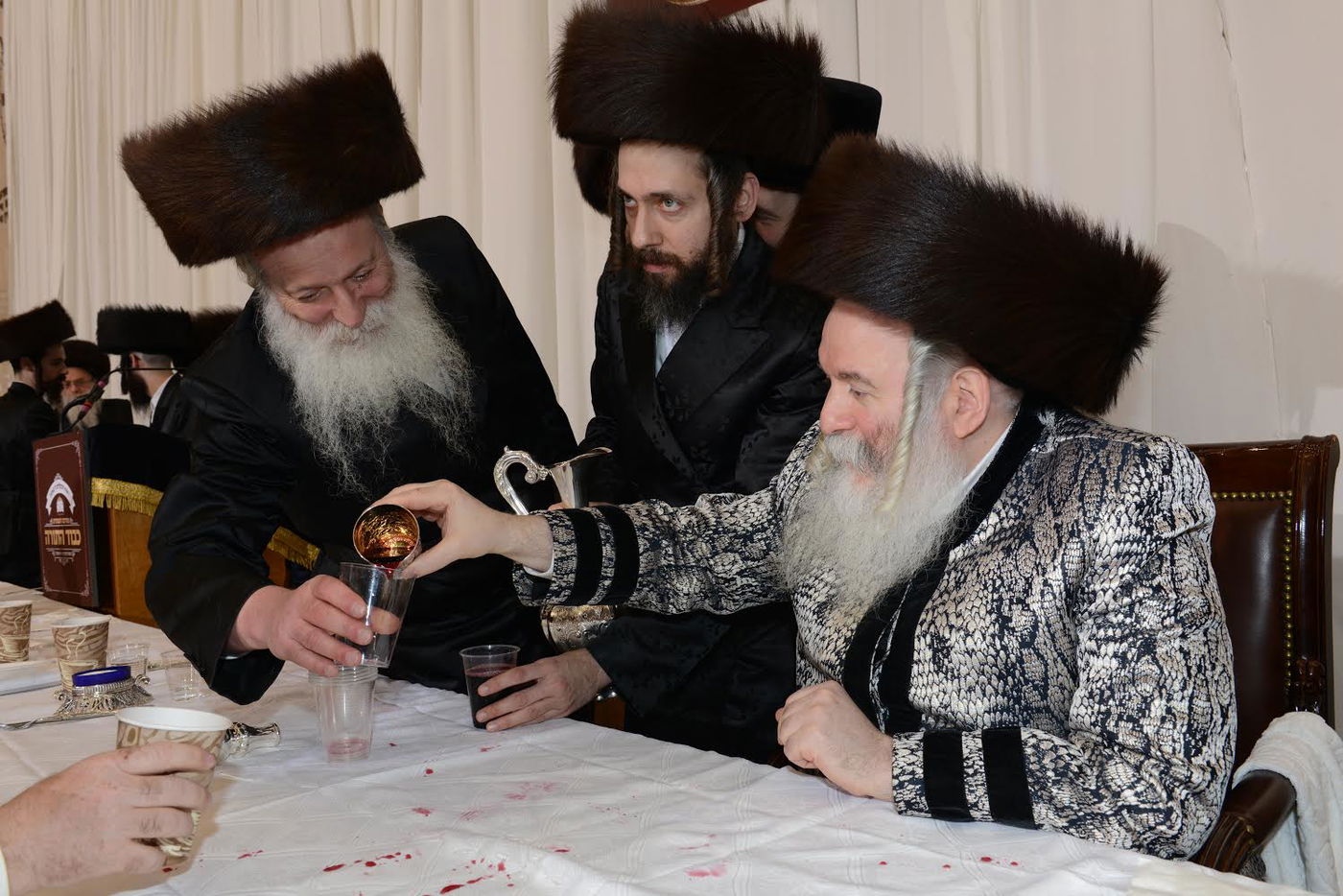 תיעוד: מלווה מלכה בבאבוב