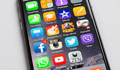 אפל בצרות: הממשל האמריקני מזהיר מפרצה חמורה באייפון