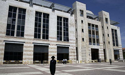 היועץ המשפטי מצמצם את הפעילות של חברי המועצה