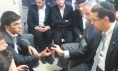 שגריר ארה"ב בישראל דן שפירו עם היתומים, הערב