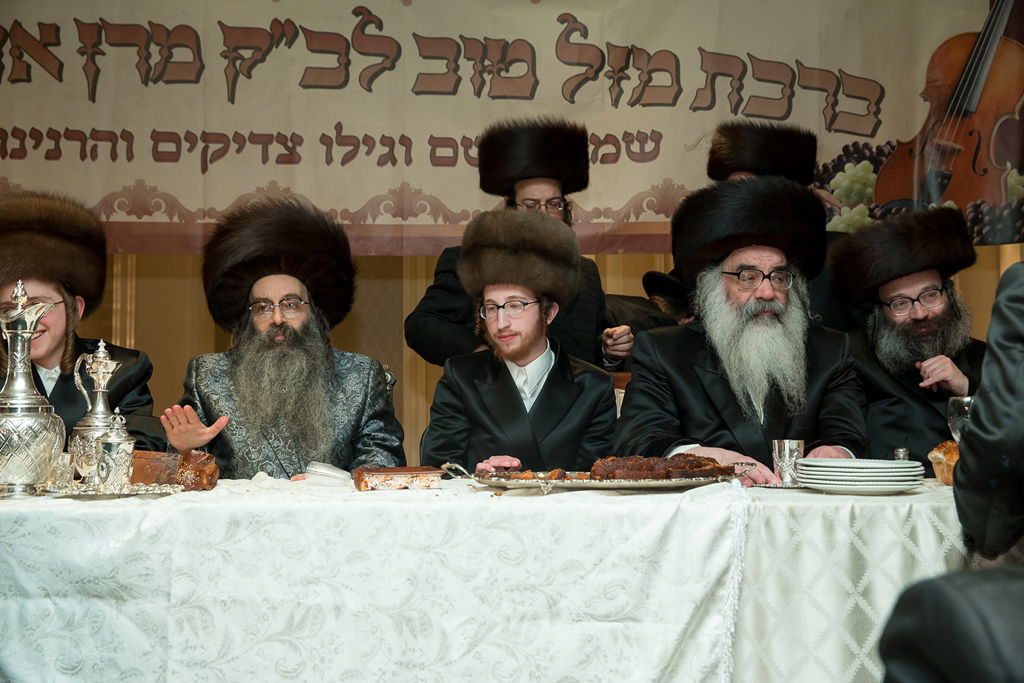 גלריה: שמחה כפולה בחצר "בית שמואל צבי - ספינקא"