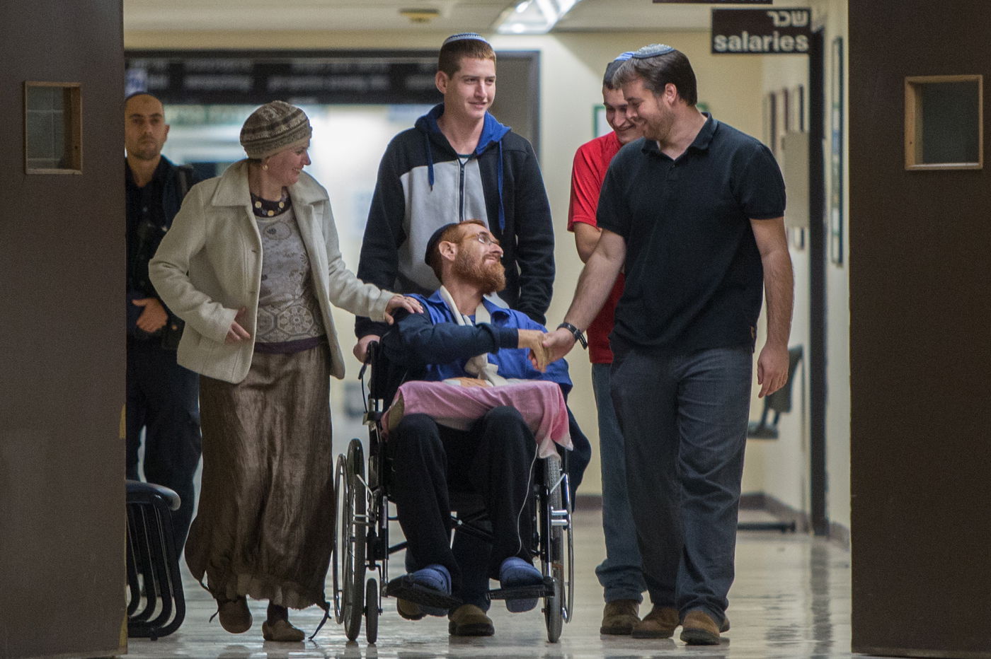 יהודה גליק השתחרר מביה"ח: "לא ברור מאליו שאני כאן"