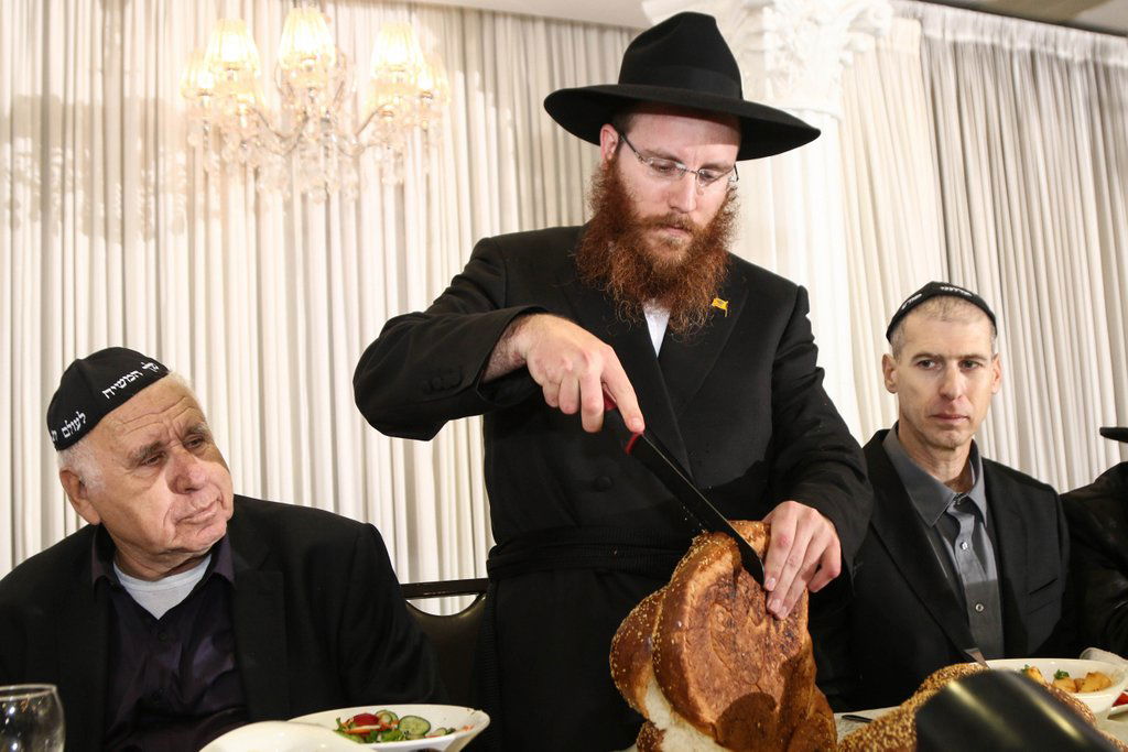 מאות בחתונת שליח חב"ד שנישא בשנית • גלריה