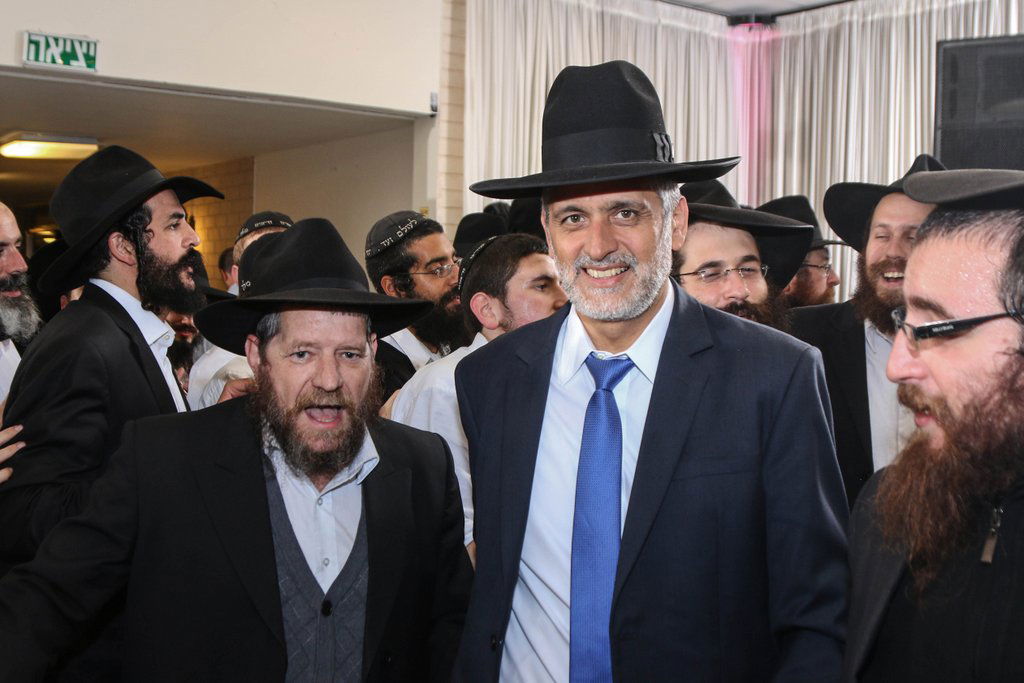 מאות בחתונת שליח חב"ד שנישא בשנית • גלריה