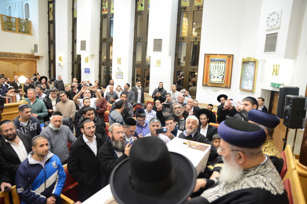 תיעוד ענק: הראשונים לציון הגר"י יוסף והגר"ש עמאר בשיעור משותף