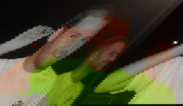 ערן זגר, על המגרש עם כיפה ופאות