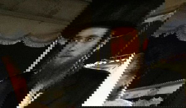 בן בכור נולד לאסיר יפן לשעבר הרב יעקב יוסף גרינוולד