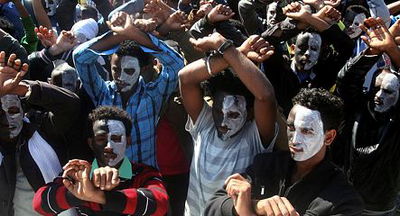 "מדיניות ההגירה שלנו לא תיקבע על ידי שופט"