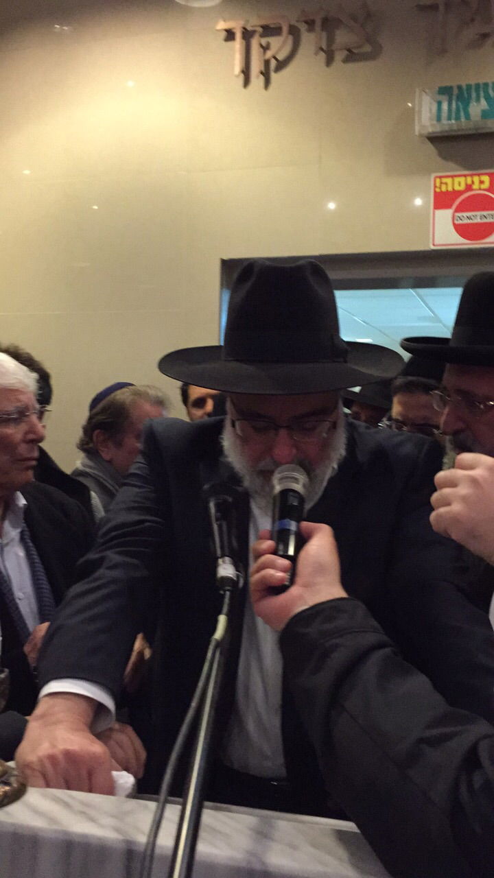 האב זעק בהלוויית בנו: מה הקב"ה רוצה ממני? • תיעוד