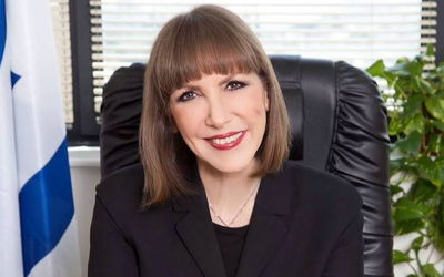 פורשת. השרה לימור לבנת