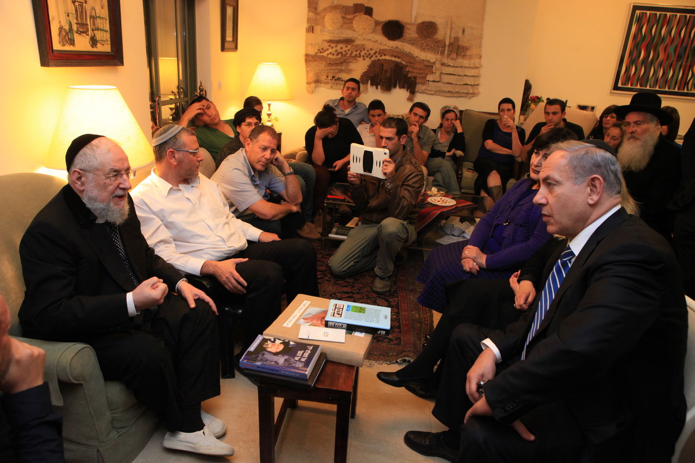 נתניהו לגרי"מ לאו: "הרצון לרצוח אותנו - לא השתנה"