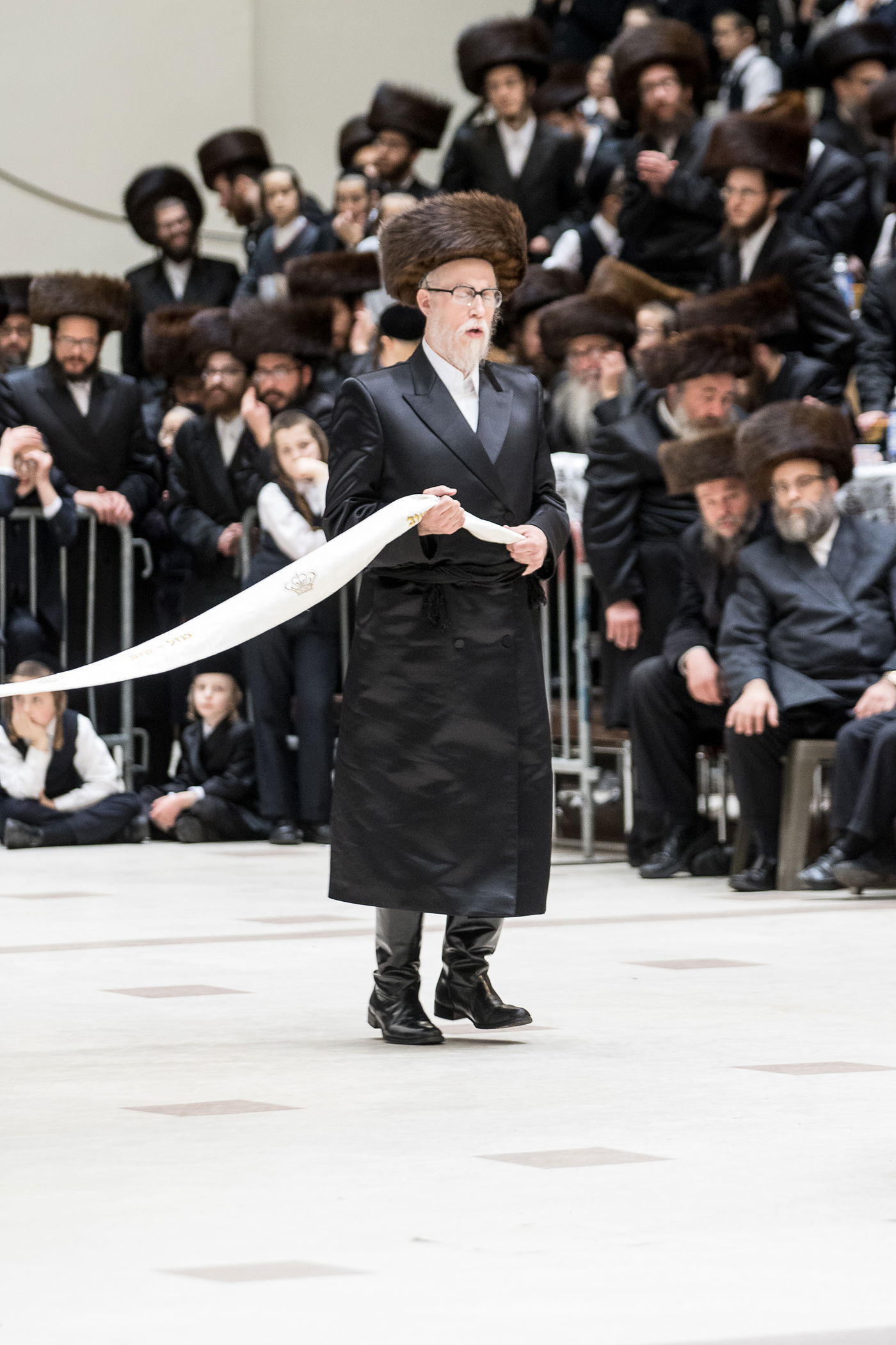 גלריה: נכד הרבי מרחמסטריווקא התחתן