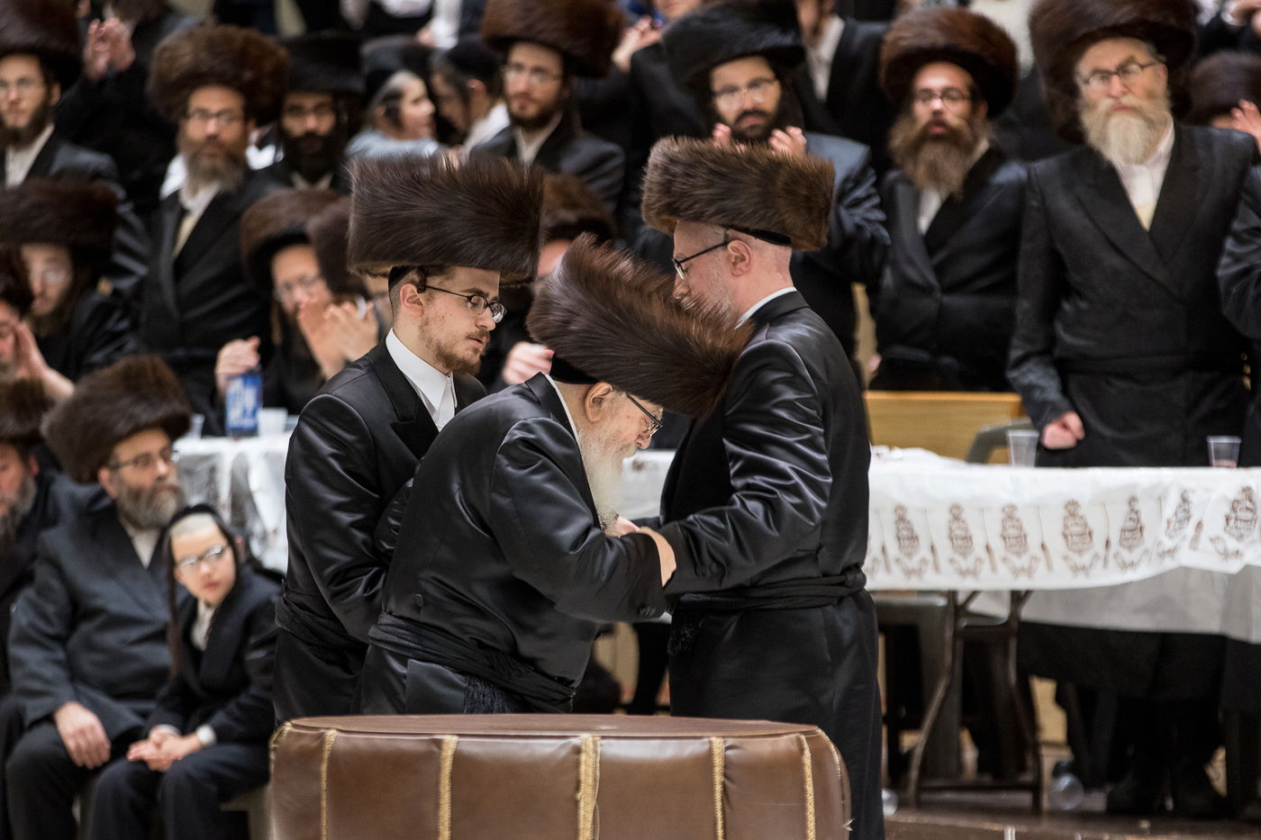 גלריה: נכד הרבי מרחמסטריווקא התחתן