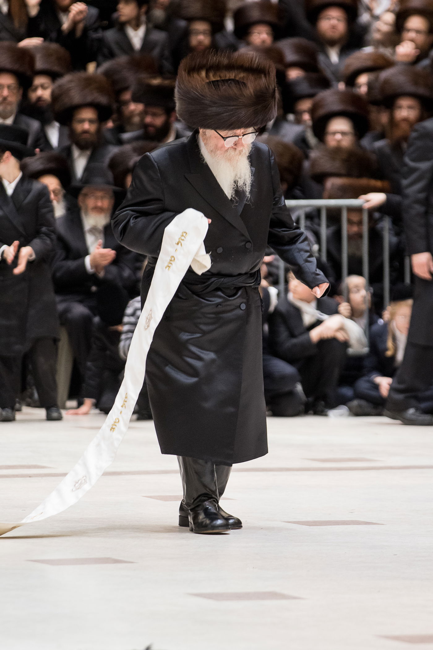 גלריה: נכד הרבי מרחמסטריווקא התחתן