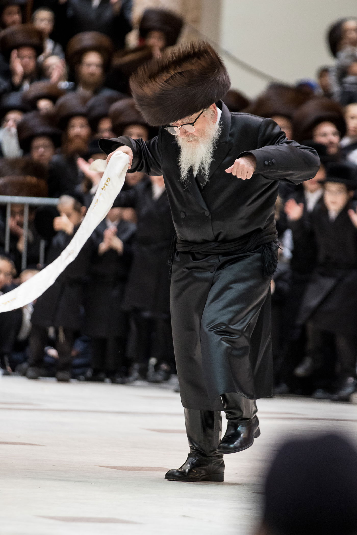 גלריה: נכד הרבי מרחמסטריווקא התחתן