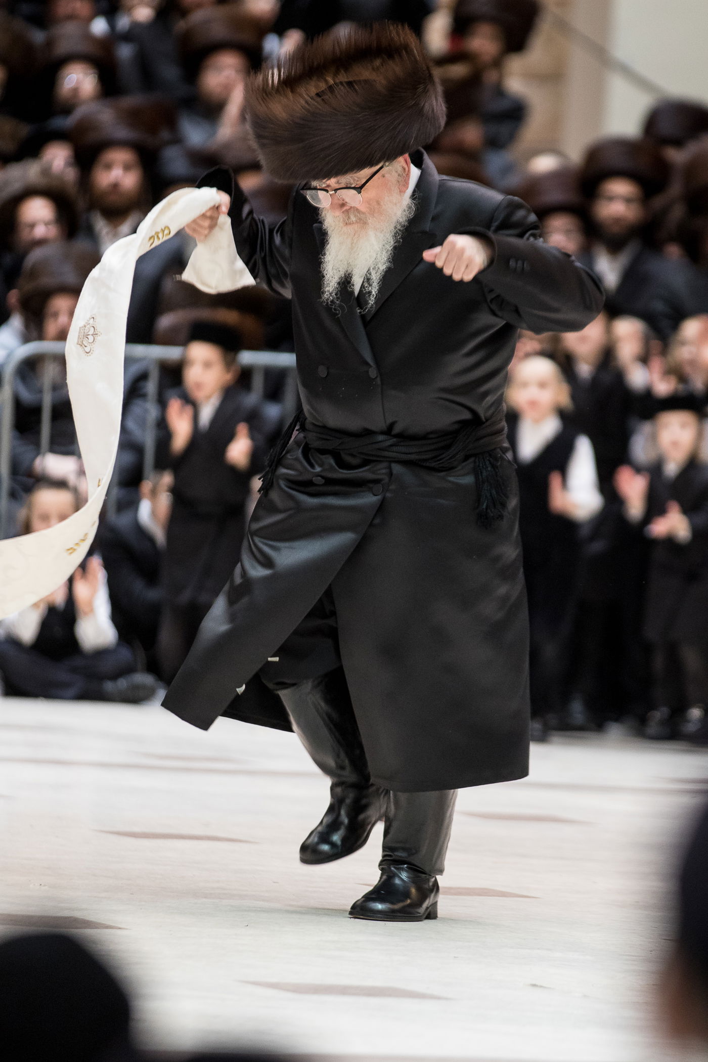 גלריה: נכד הרבי מרחמסטריווקא התחתן