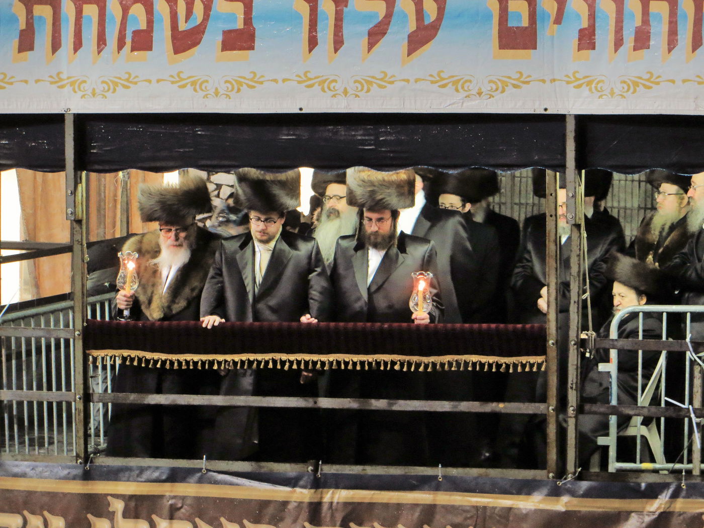 גלריה: נכד הרבי מרחמסטריווקא התחתן