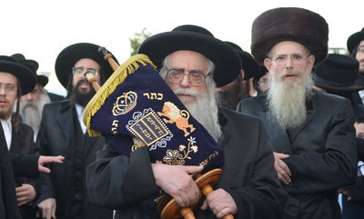 היסטוריה: בצאנז חנכו קריה בטבריה