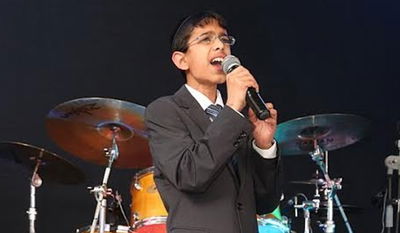 סינגל בכורה לדניאל לוי: "קדוש קדוש"