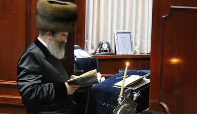 החנוכיה של האדמו"ר מסאדיגורה • תיעוד