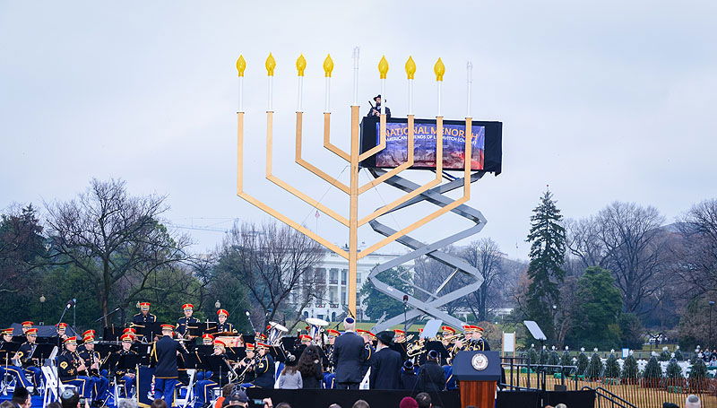 Happy Hanukkah: החג שמאחד את העולם