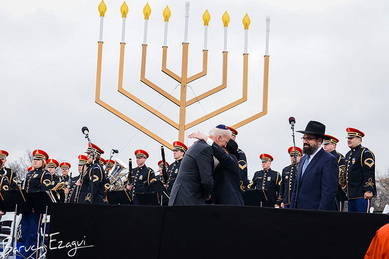 Happy Hanukkah: החג שמאחד את העולם