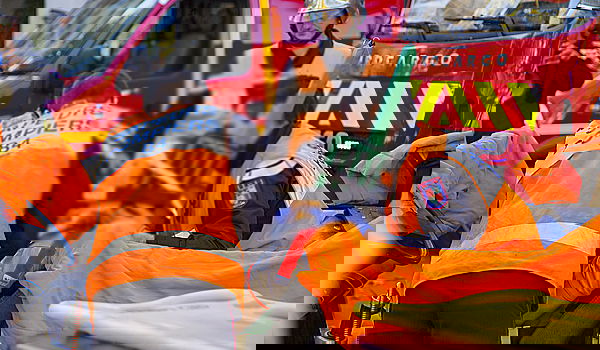 צרפת: דרס אנשים וצעק "אללה אכבר"