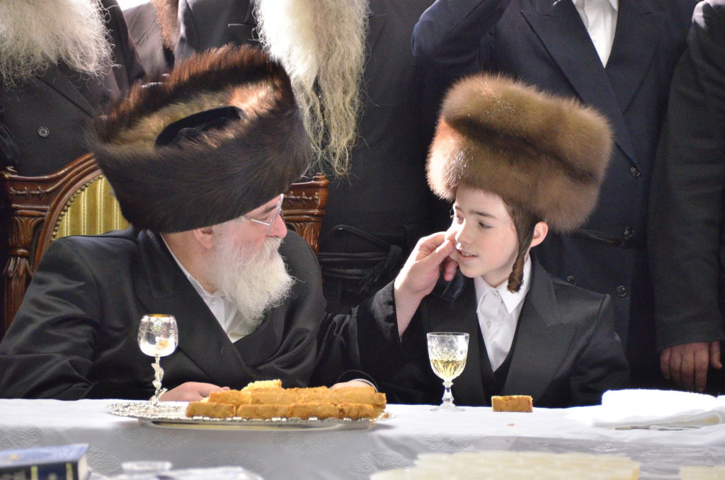 נכד האדמו"רים מויז'ניץ וסרט ויז'ניץ חגג בר מצווה • גלריה