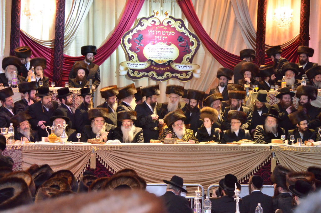 נכד האדמו"רים מויז'ניץ וסרט ויז'ניץ חגג בר מצווה • גלריה