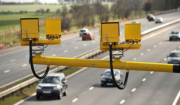 מחקר בארה"ב: מצלמות הרמזור גורמות ליותר תאונות