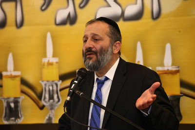 אריה דרעי, אתמול