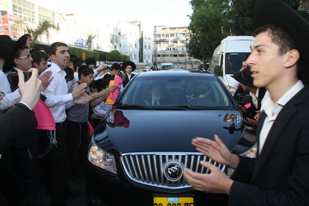 ביקור הגר"ש כהן בבני ברק • גלריה