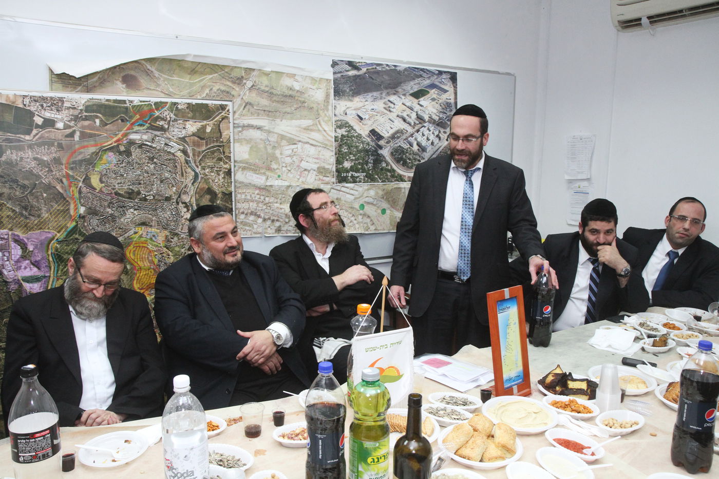 תיעוד: טקס הענקת טופס 4 לקרית דגל התורה בבית שמש