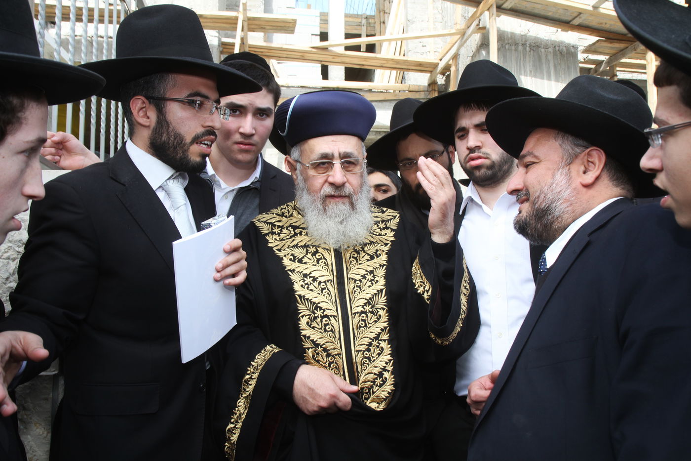 הראשל"צ הרב יצחק יוסף למשה אבוטבול: "תלמד מהאשכנזים" • צפו