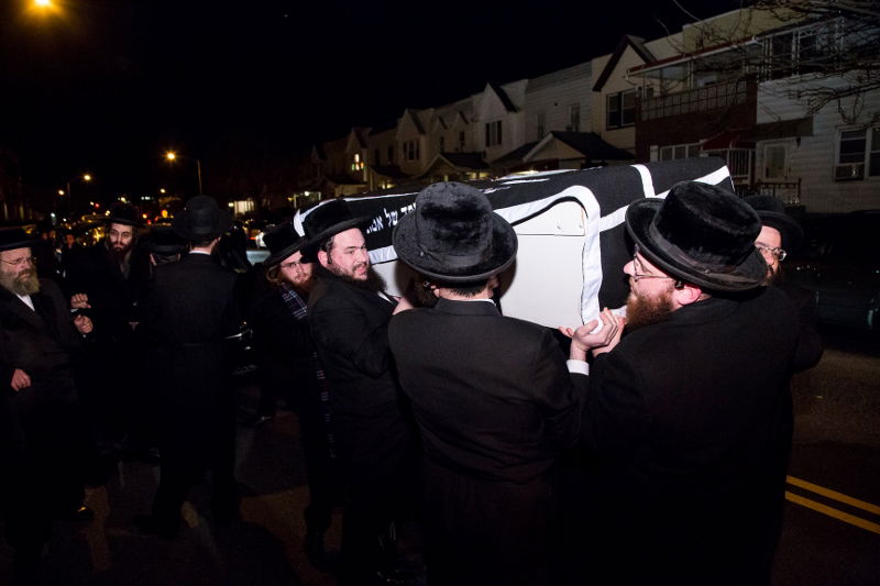 בורו פארק: הרבנית מרודניק הובאה למנוחות